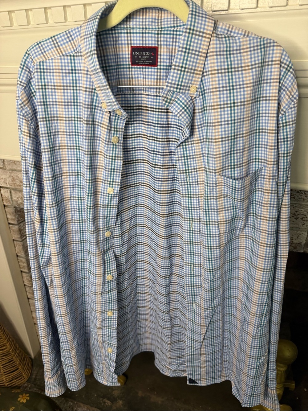 UNTUCKit Men’s Blue and White Plaid Button-Down Shirt Slim Fit